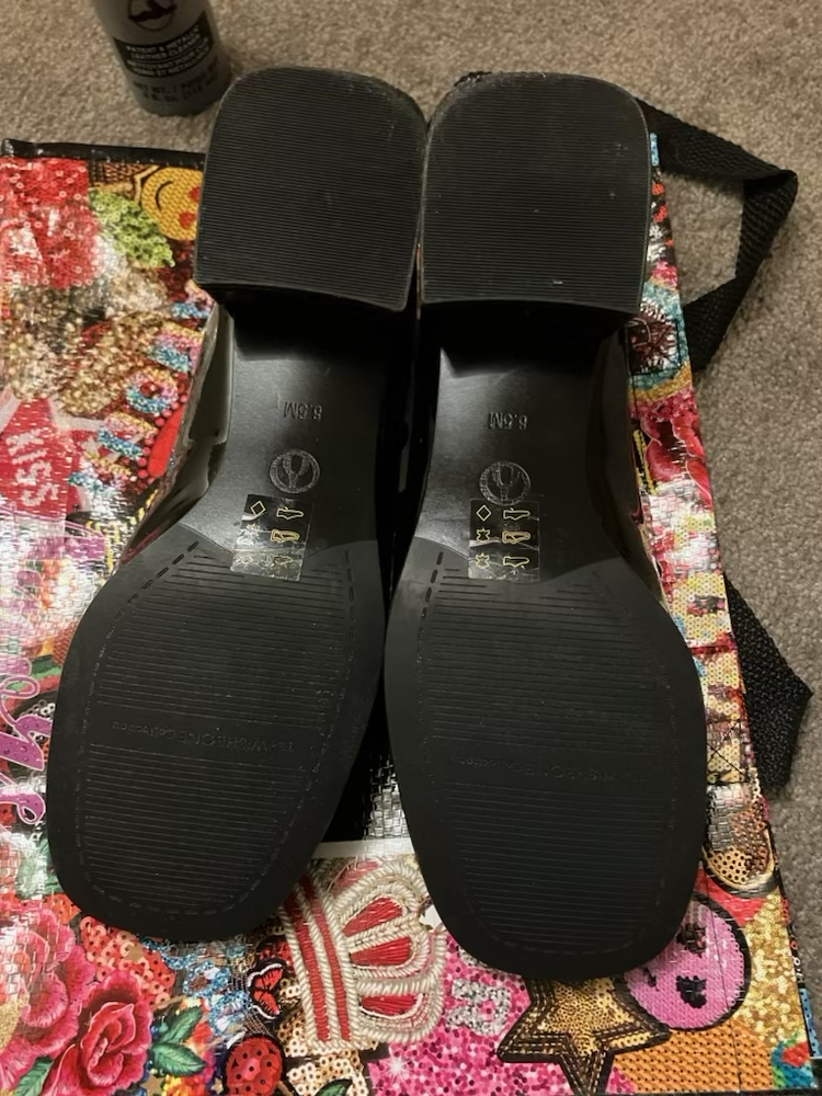 Browns Wishbone Patent Leather Shoes image indicator(4)