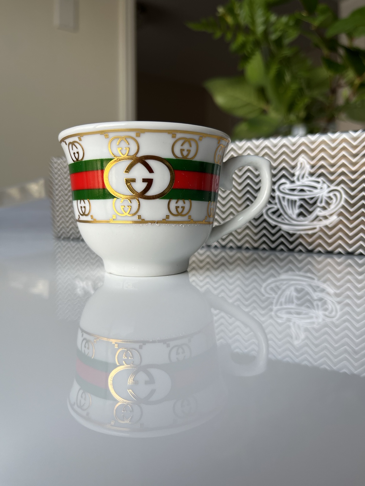 Coffee cups set new thumbnail
