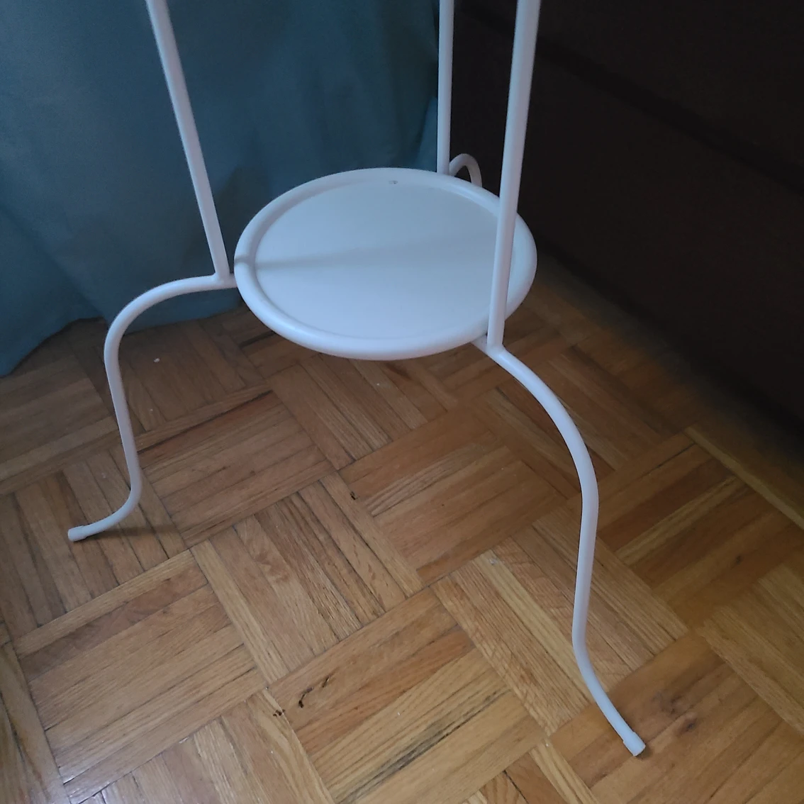 LINDVED ikea side table image indicator(3)