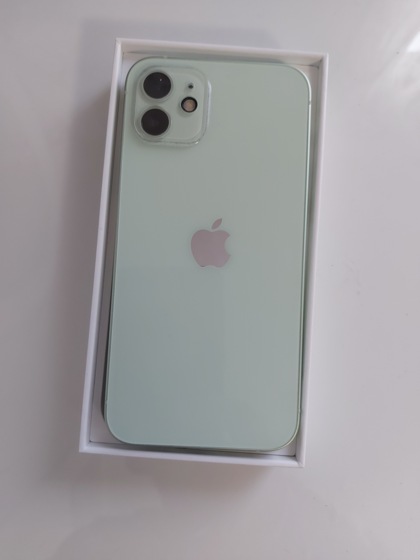 iphone 12 - photo 2