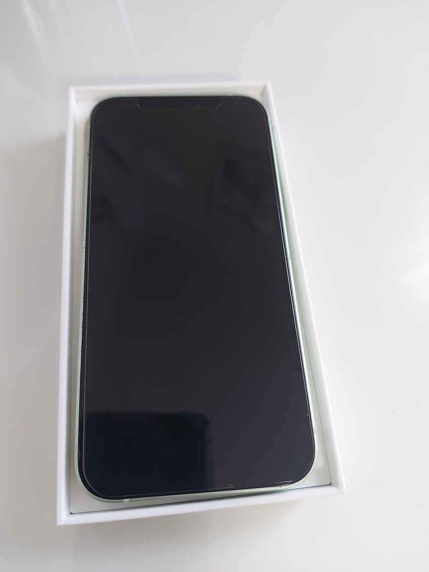 iphone 12 - photo 3