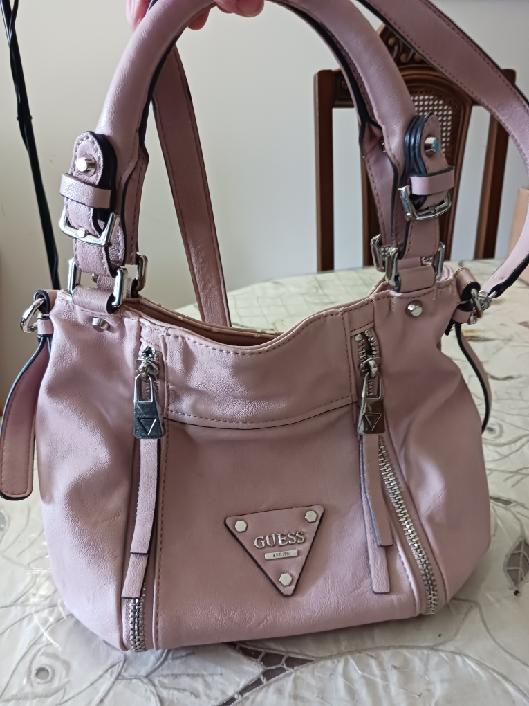 #freecycle Guess handbag image indicator(3)