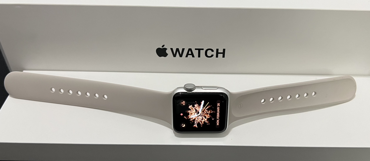 Apple Watch Series 3 thumbnail