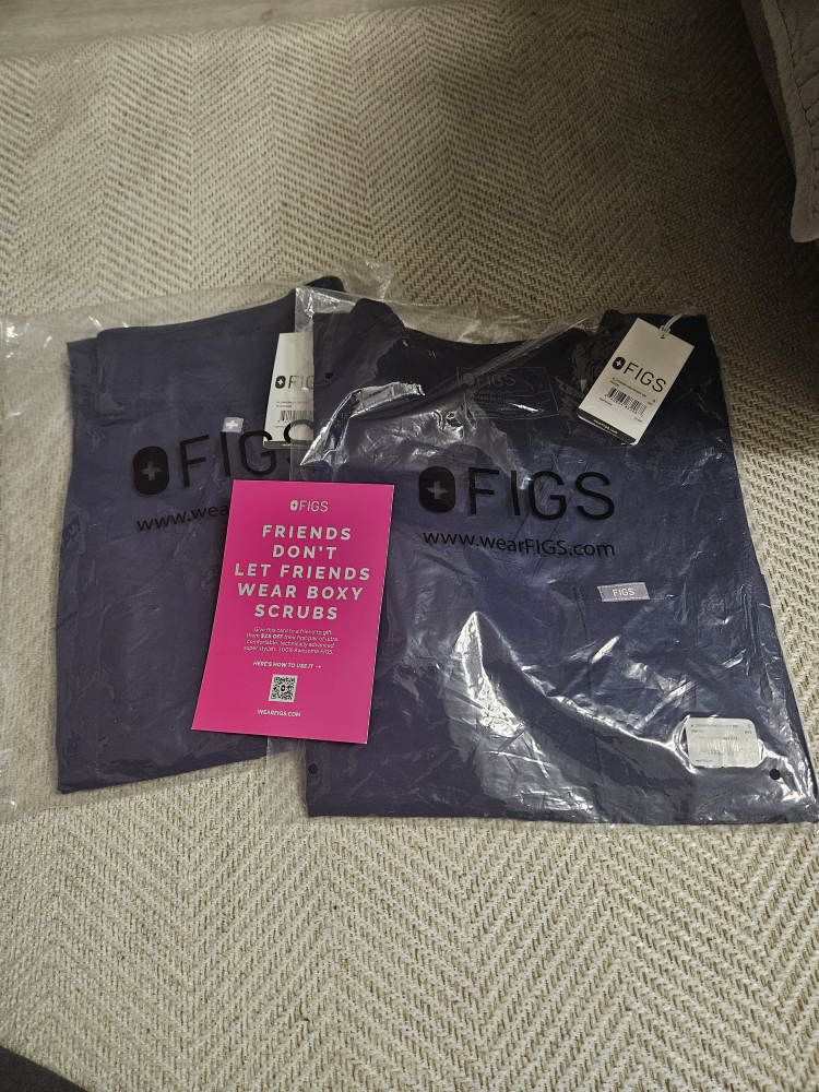 FIGS Catarina One-Pocket Scrub TOP,JOGGER - photo 2
