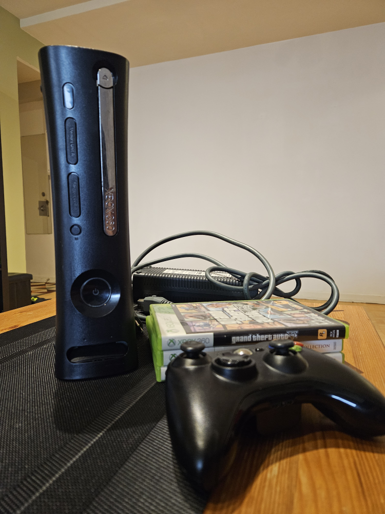 Xbox 360 Elite Bundle