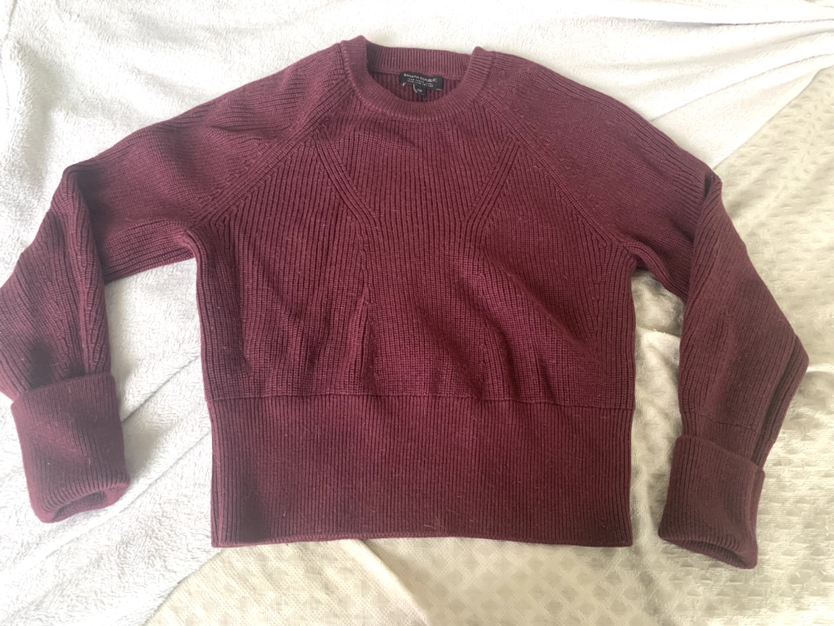 100% Merino wool sweater from Banana Republic size s-m 🥕 thumbnail