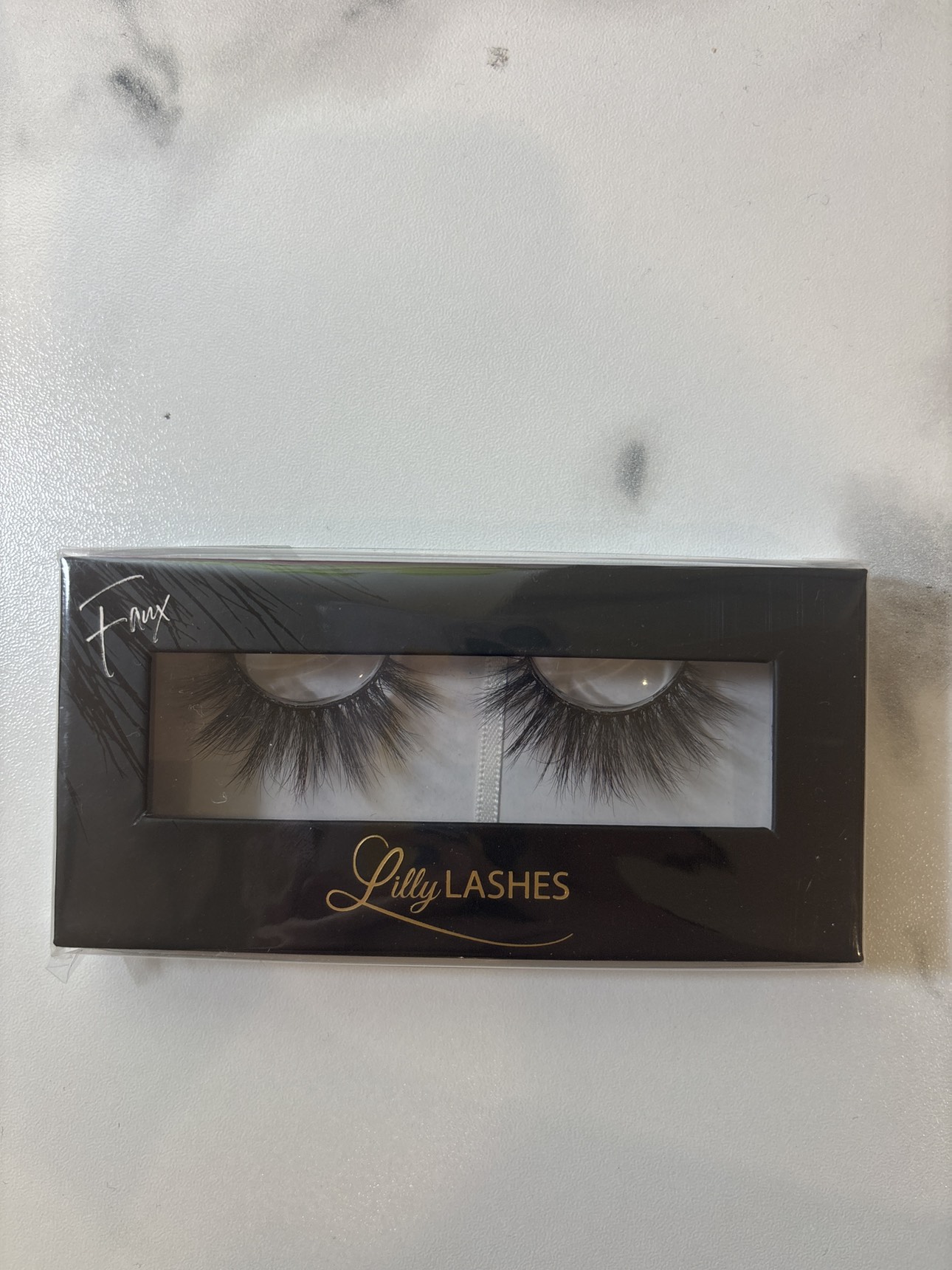 Lilly Lashes #movingOut