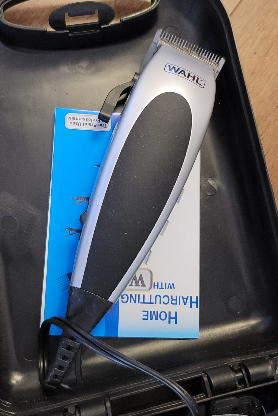 Wahl 22 piece home haircutting kit clippers - photo 3