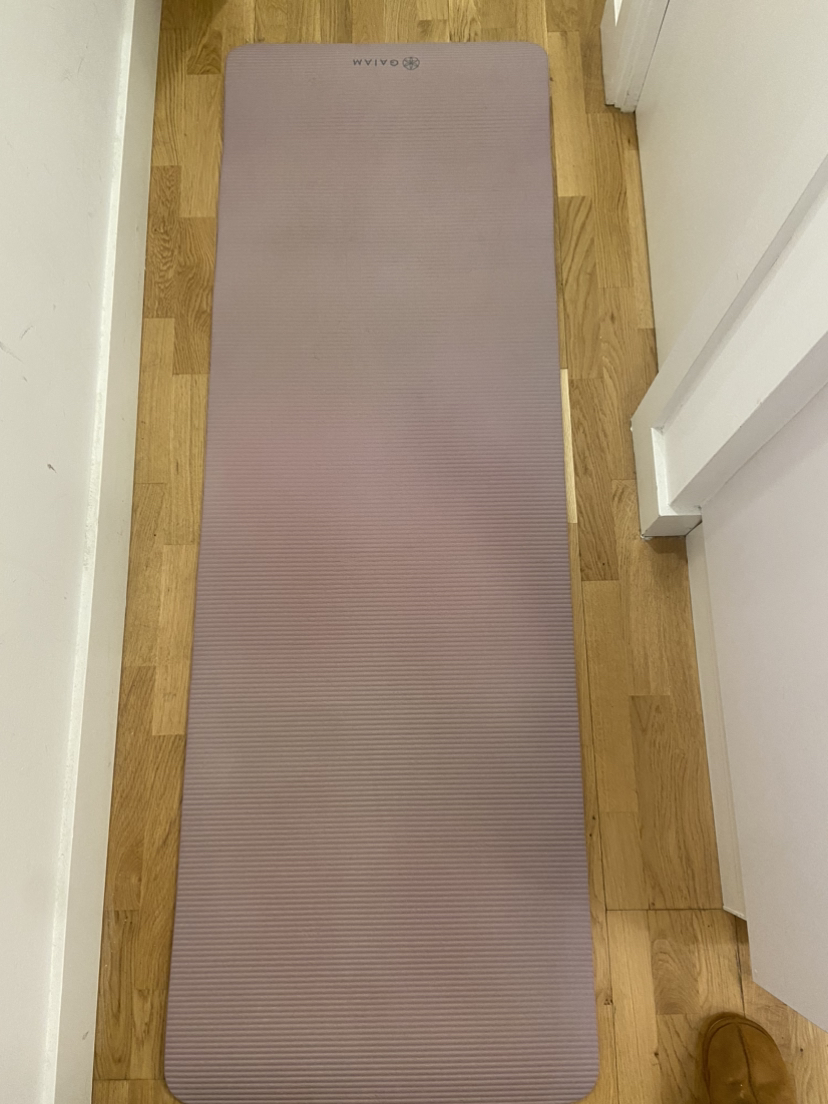 Pink Yoga Matt image indicator(2)