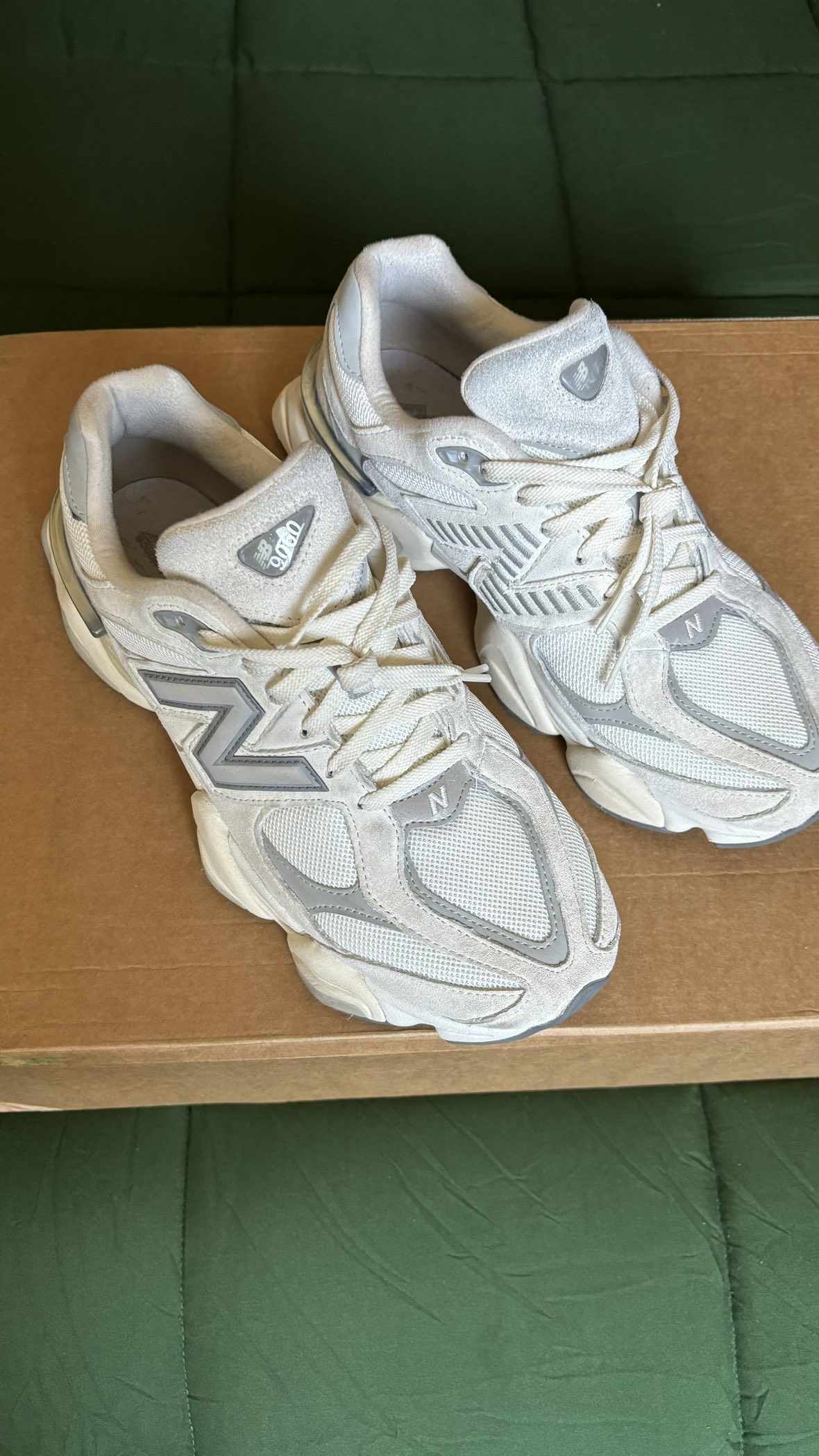 NEW BALANCE 9060 (Off-White & Gray) - photo 4