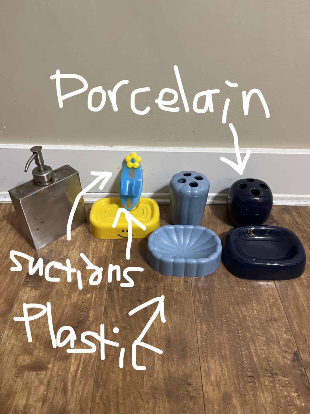 #freecycle soap dishes, toothbrush holders, etc thumbnail