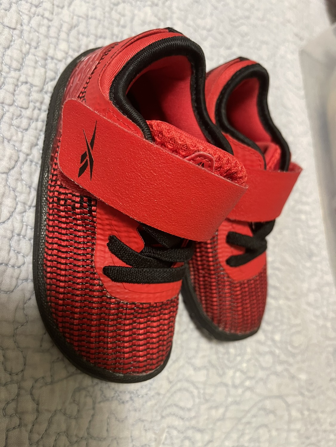 Reebok running shoes image indicator(2)