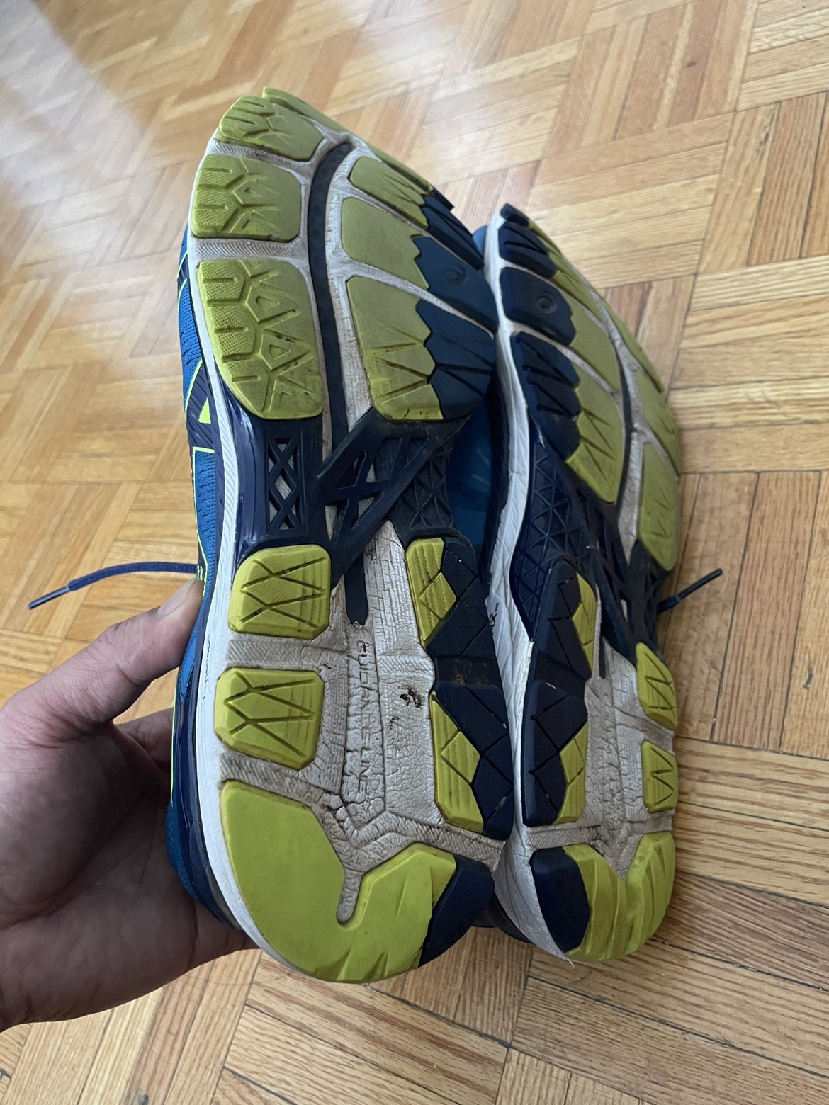 Running shoes mens size 9.5 - photo 2
