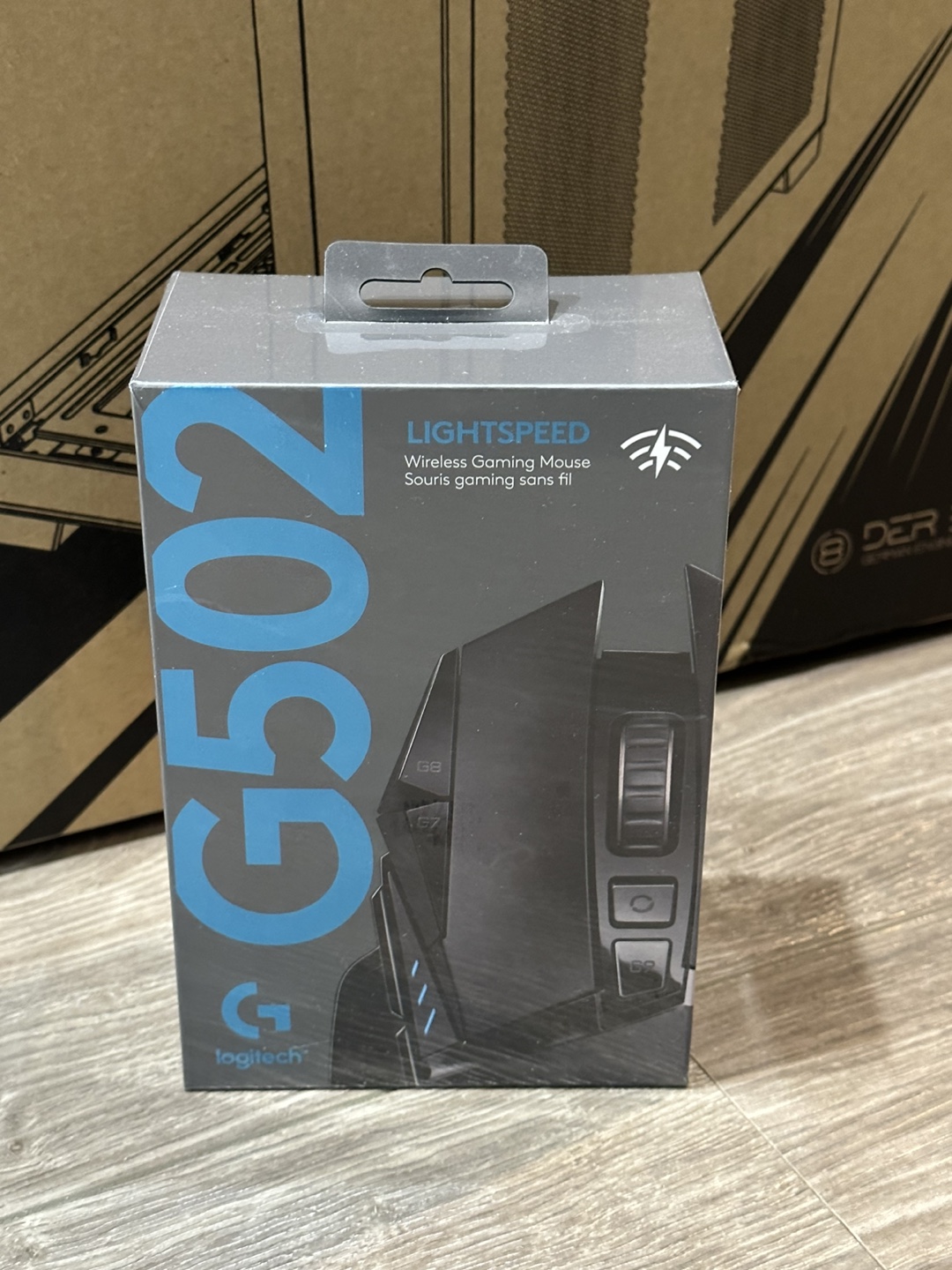 BRAND NEW Logitech G502 Lightspeed Wireless Gaming Mouse thumbnail