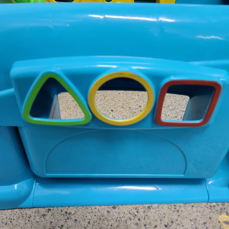 Fisher Price Car - ages 6-36 months image indicator(6)