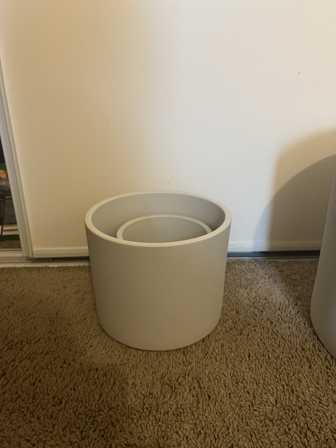 Medium white plant pot 6inches thumbnail