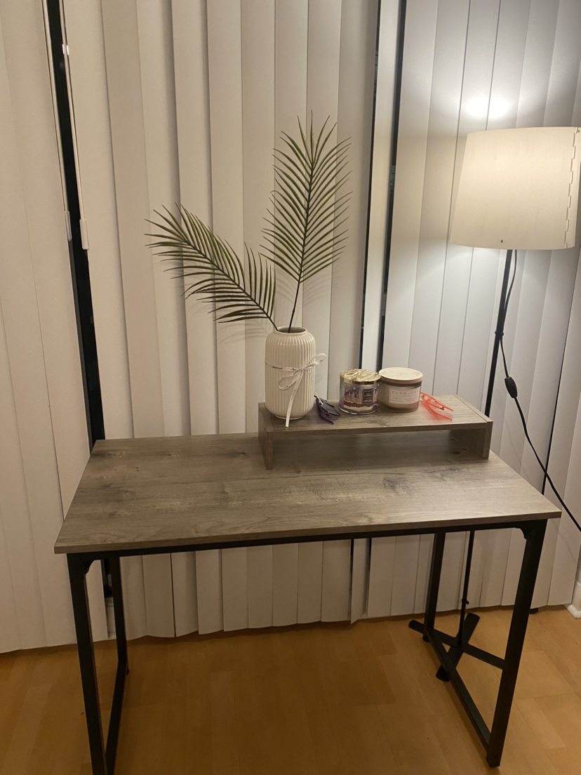 39’’ Grey Oak Table