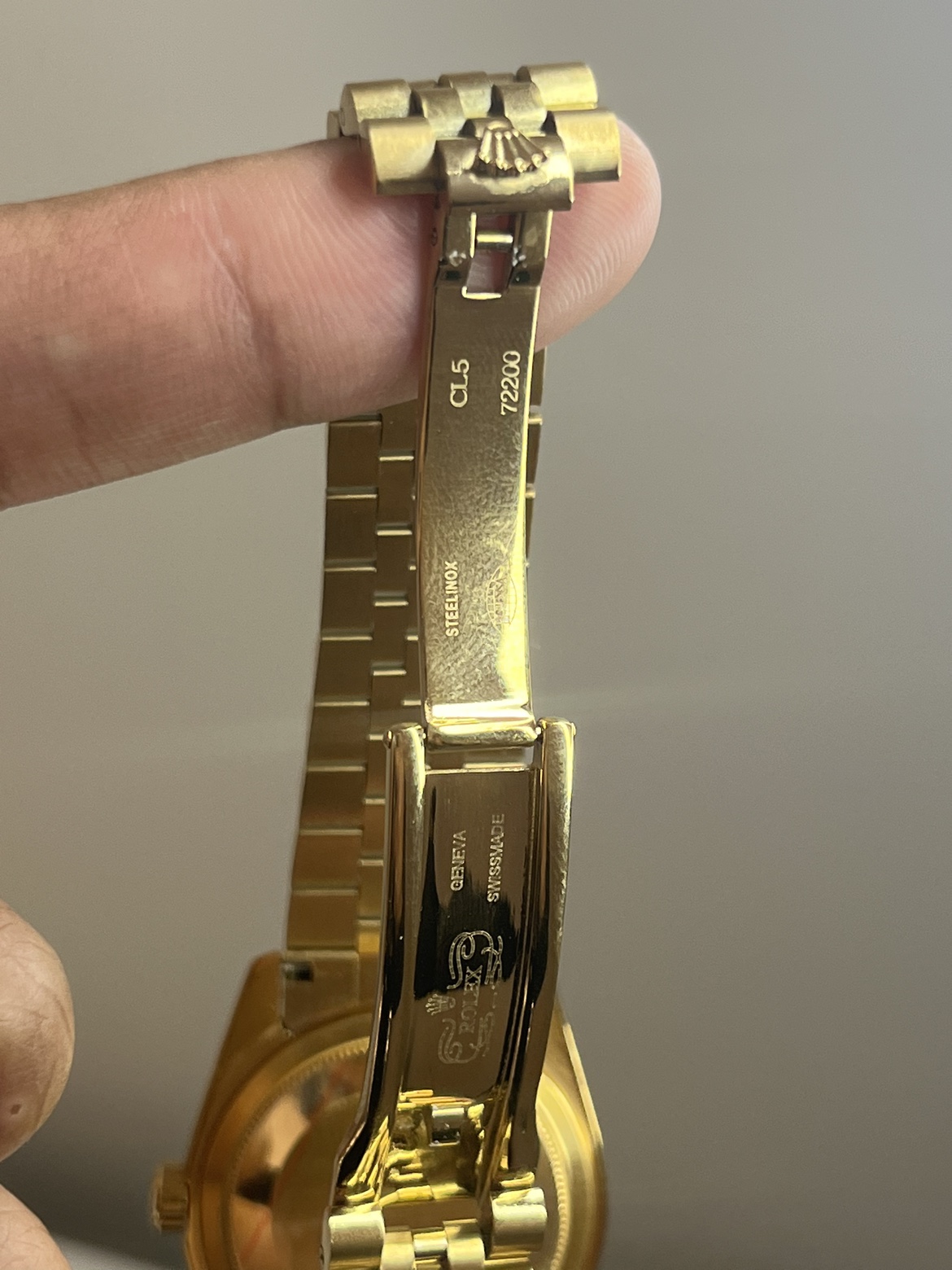 Rolex Datejust Gold image indicator(4)