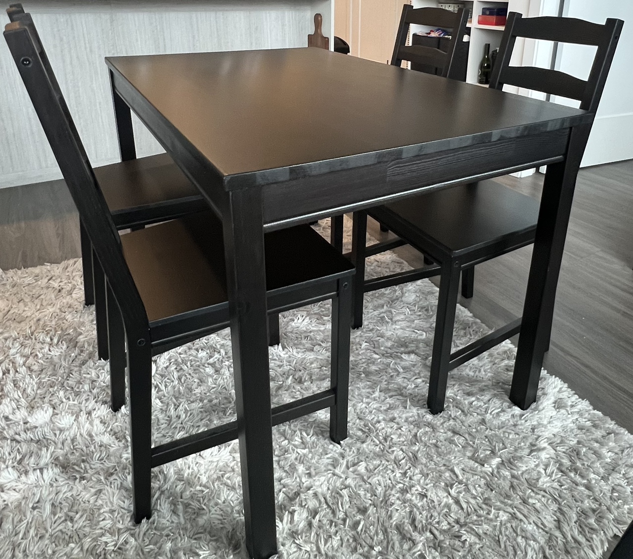 Dining table set (4) for sale (4 chairs + table) - photo 2