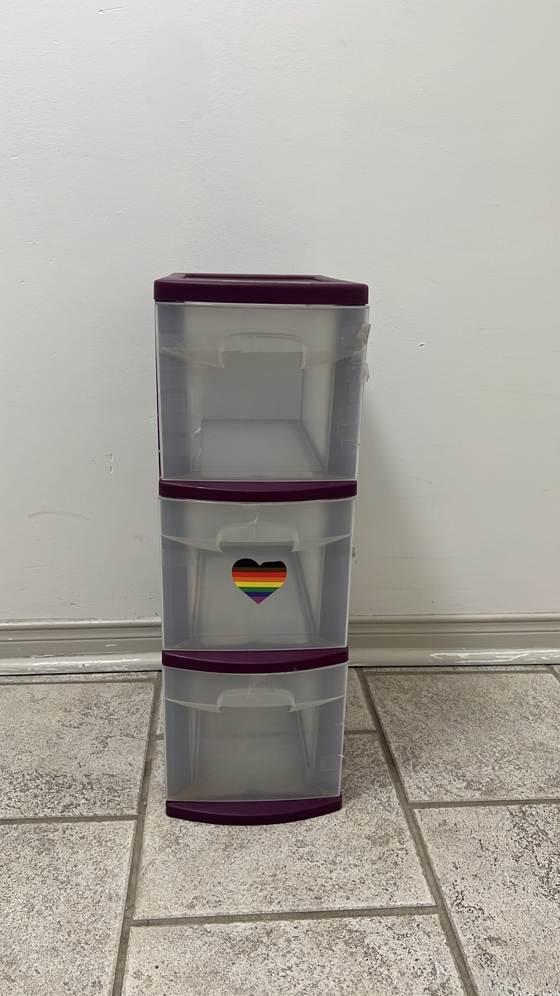 Plastic drawers thumbnail