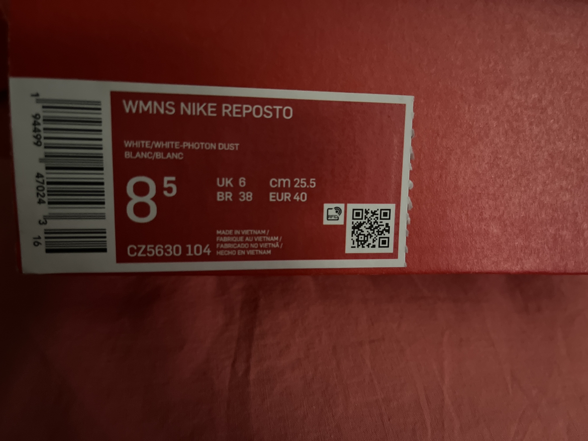 BNIB Nike woman’s dress repostso image indicator(6)