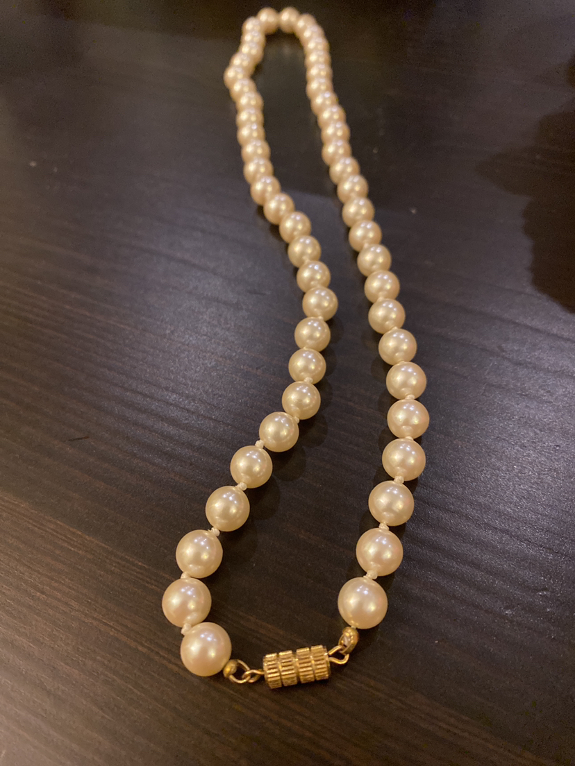 Pearl Necklace thumbnail