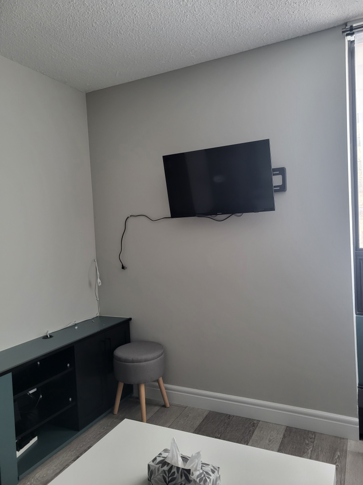 32" samsung smart TV