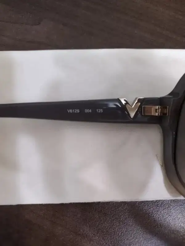 VALENTINO  Women Sunglasses, Good condition image indicator(3)