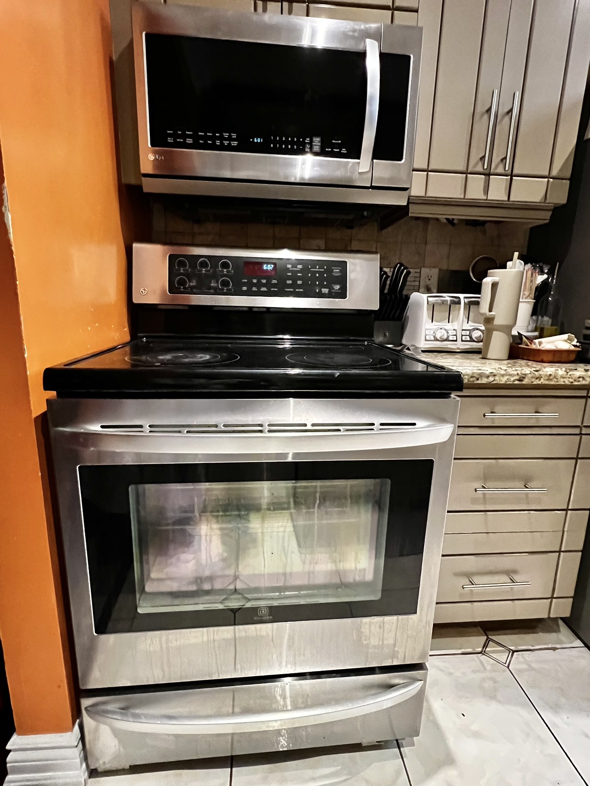LG Electric Stove 30inchs