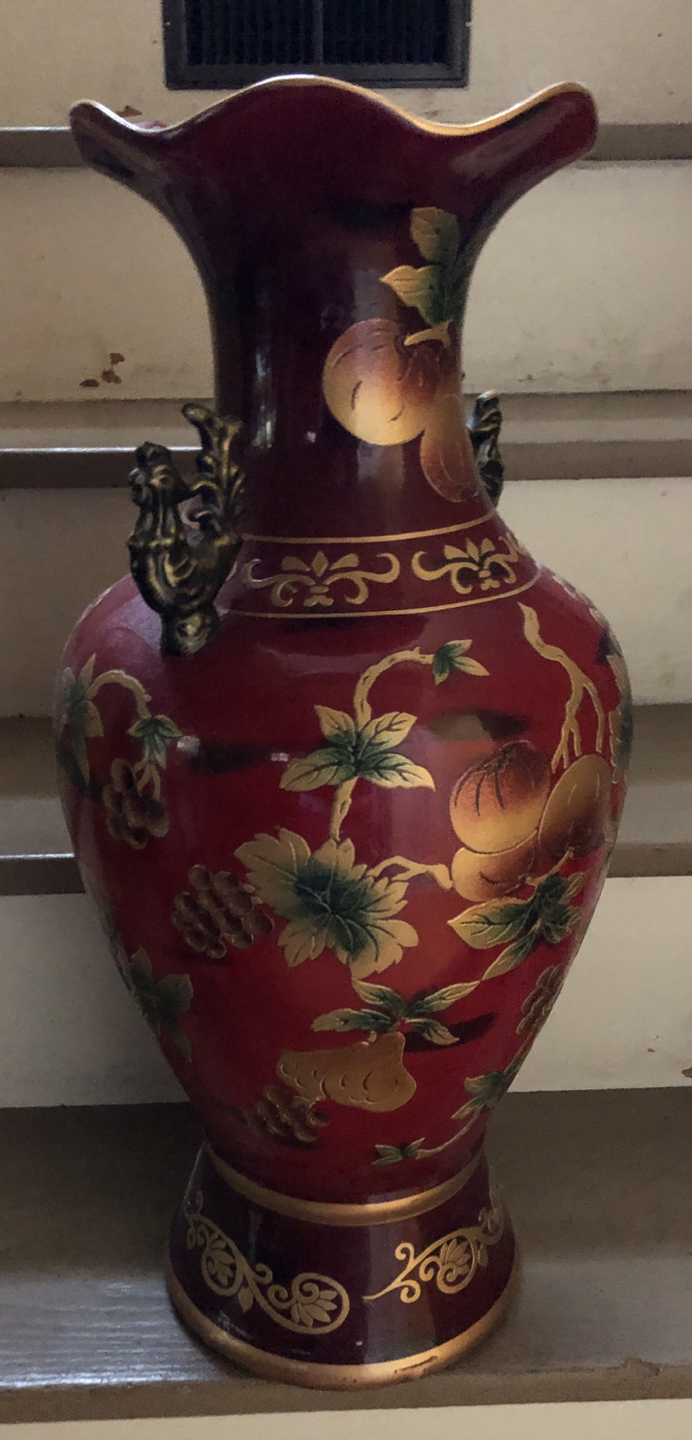 Ceramic vase. - photo 2