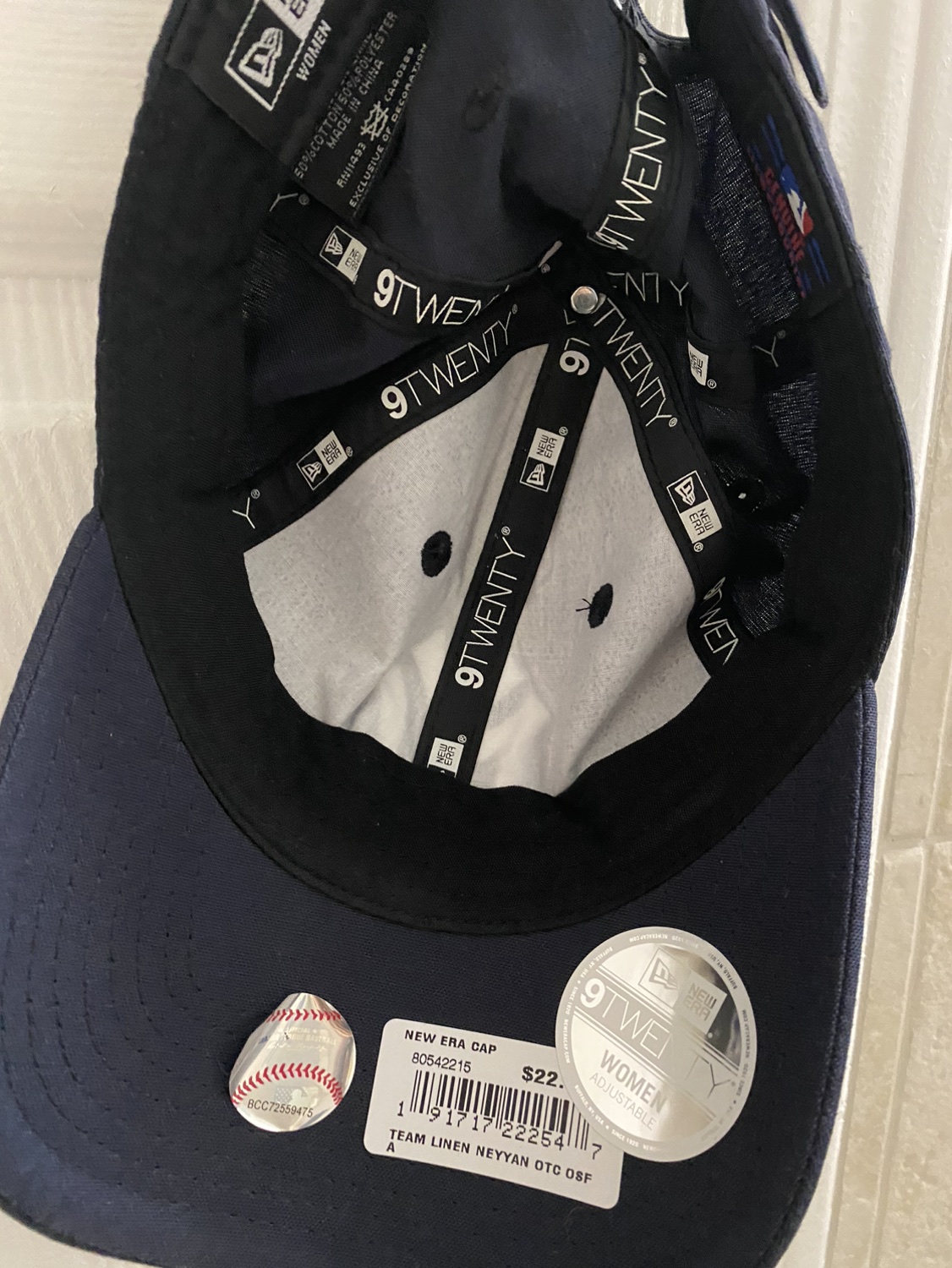 🏈Authentic New Women’s Cap image indicator(3)