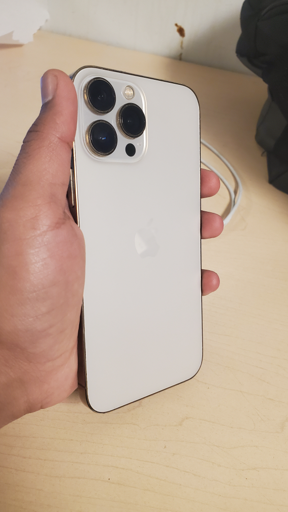 13 Pro max 256 gb 84🔋 IPHONE