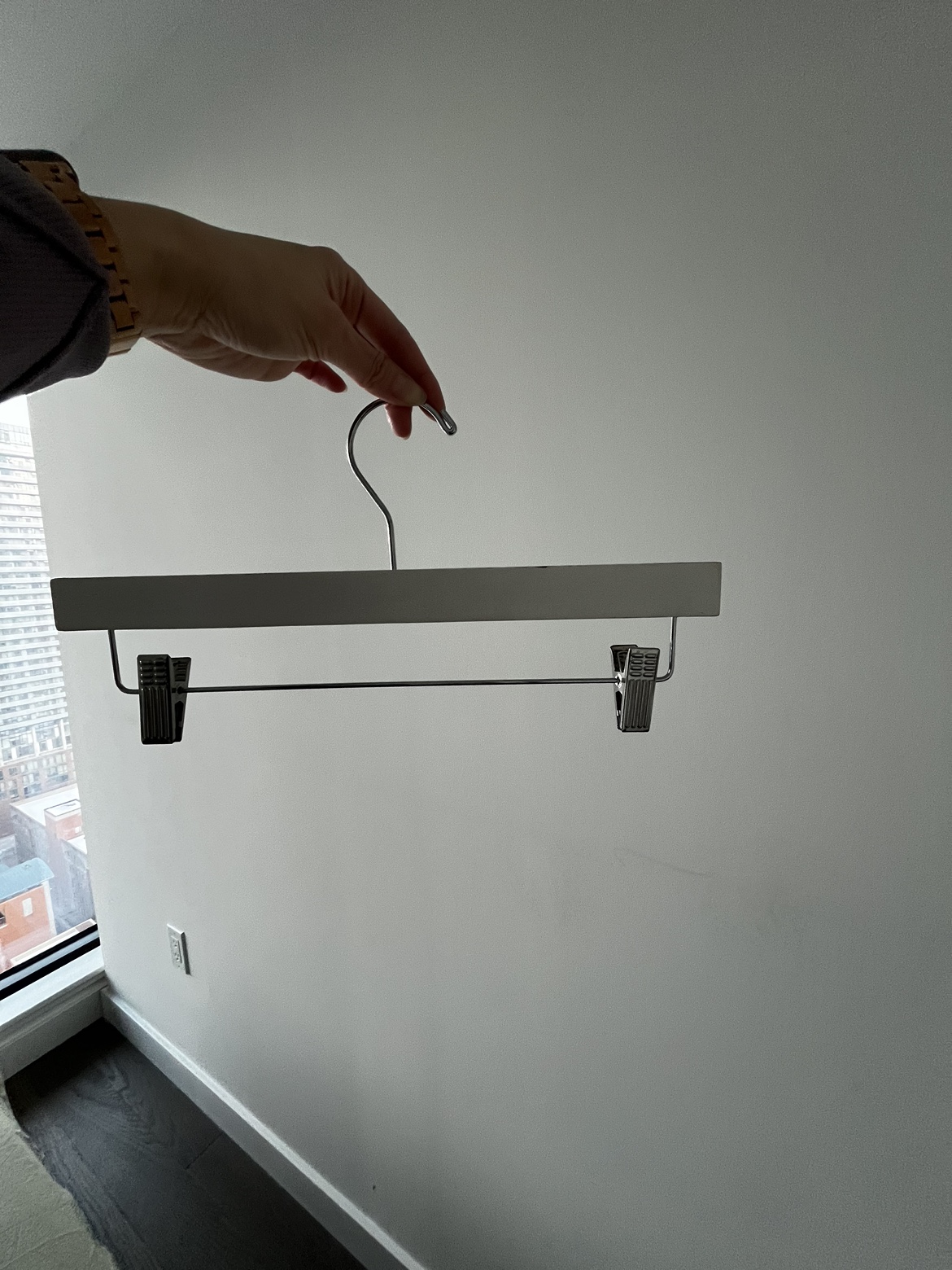 Free Hangars! Moving, must go! image indicator(4)