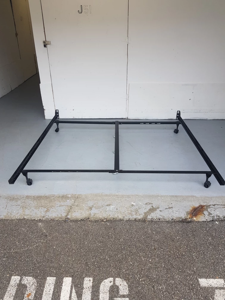 Matel frame for king, queen or dubal size bed 🥕 - photo 2