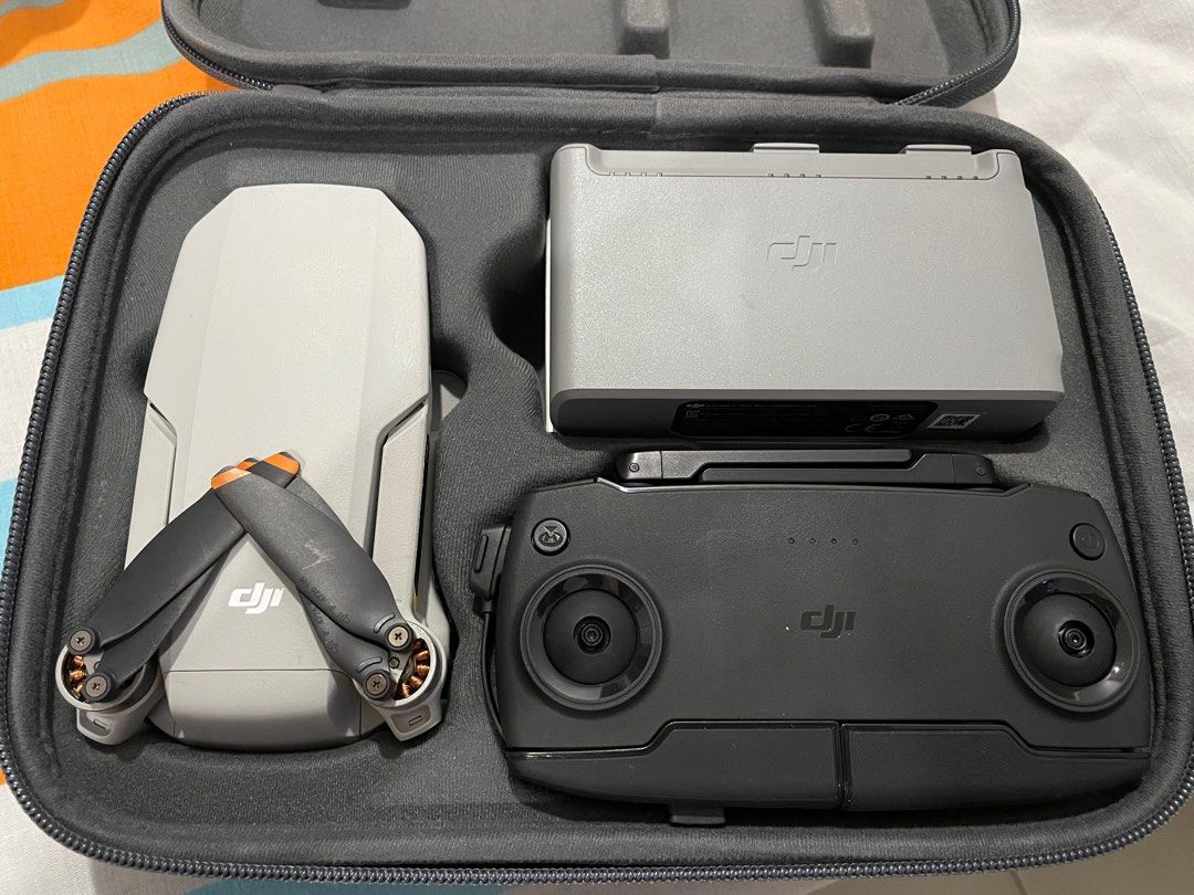 DJI Mini SE Fly More Combo -  2.7K Camera image indicator(5)