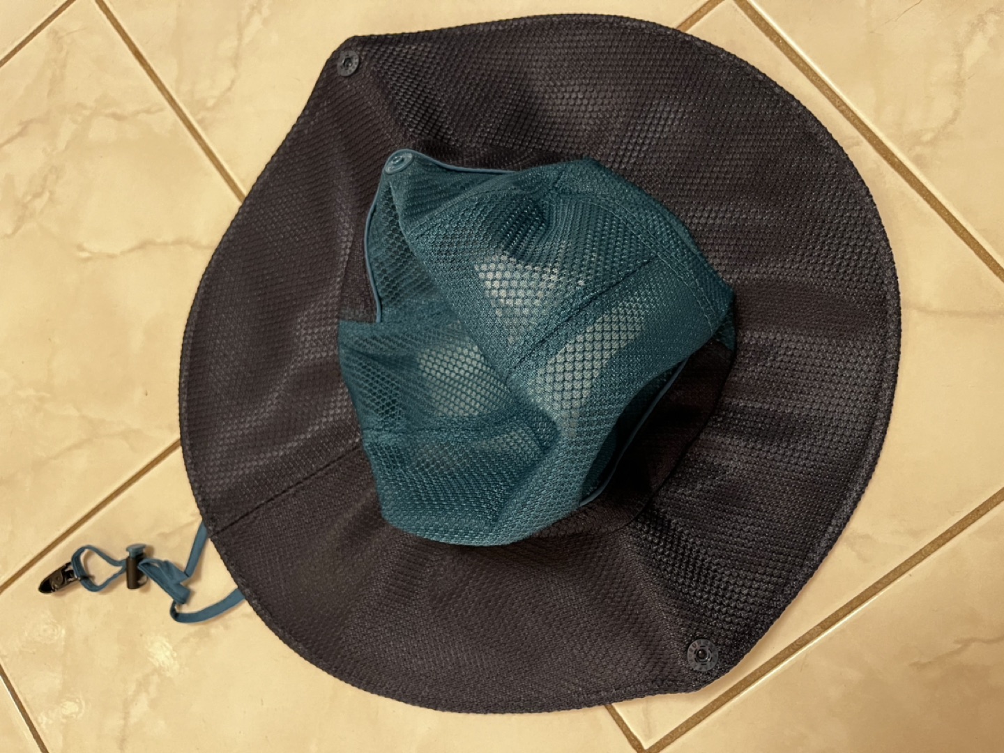 BNWT The North Face wide brim hat image indicator(3)