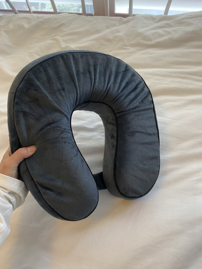 Travel pillow image indicator(4)