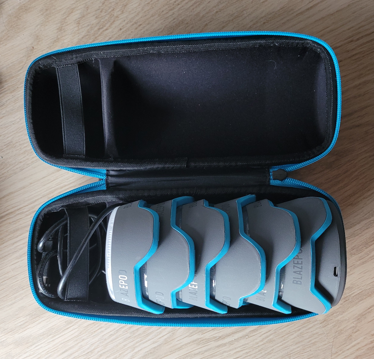 Blazepod set of 6 + attachments thumbnail