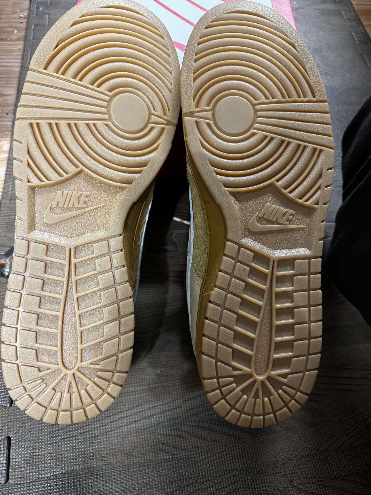 Nike Dunk low waffle size 13 bnew - photo 4