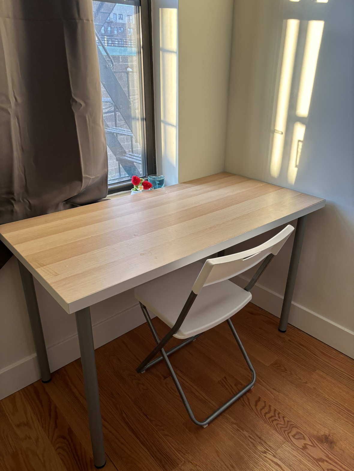 Table & chair set
