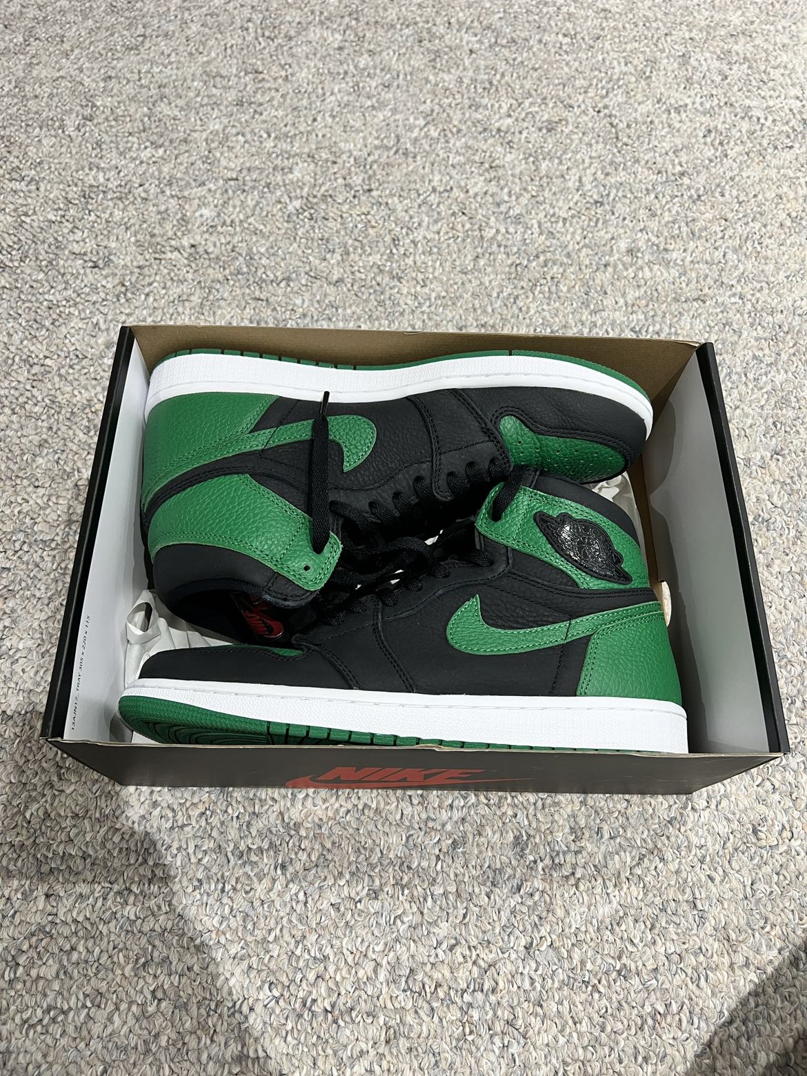 Pine green Jordan 1 size 9.5 - photo 4