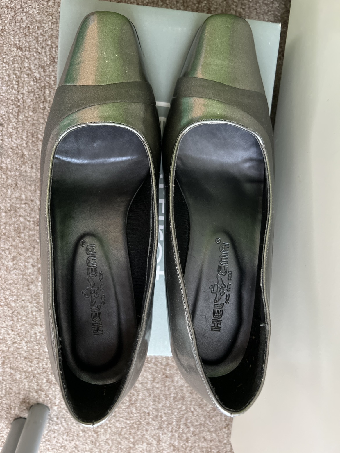 Women’s heels - grey image indicator(2)