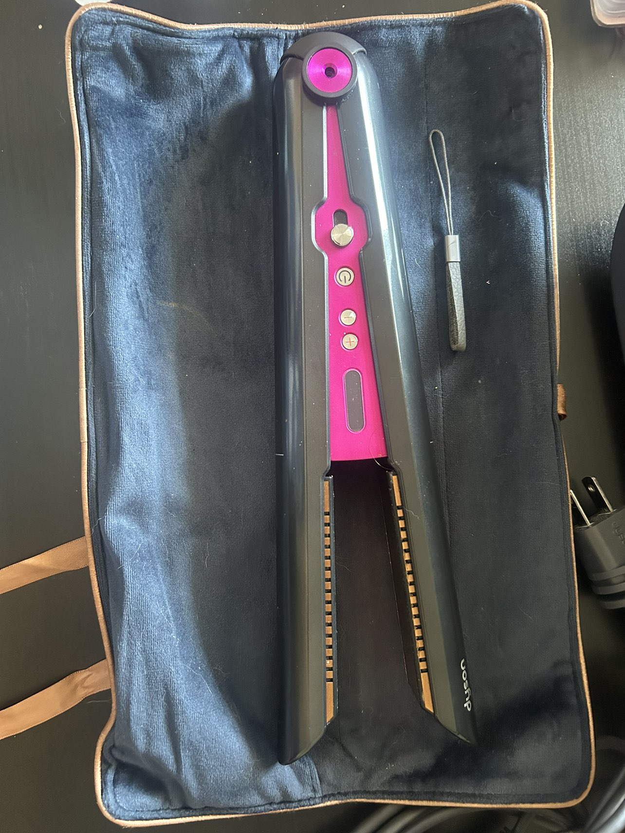 Dyson flat iron - photo 3