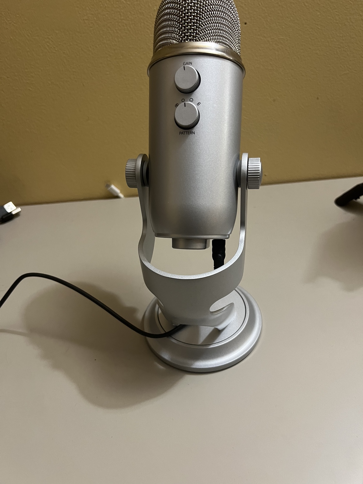 Microphone blue Yeti thumbnail