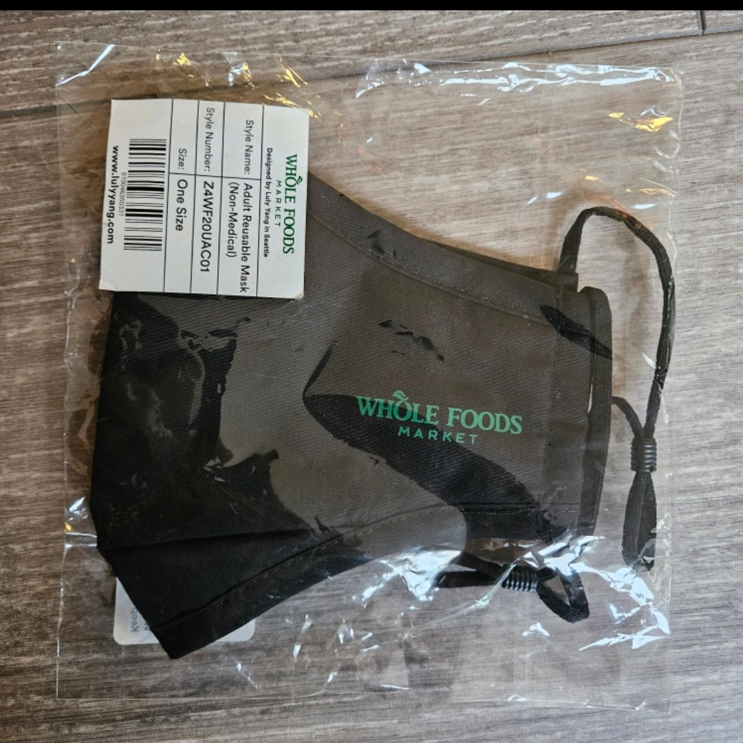 #freecycle Unopened Mask thumbnail
