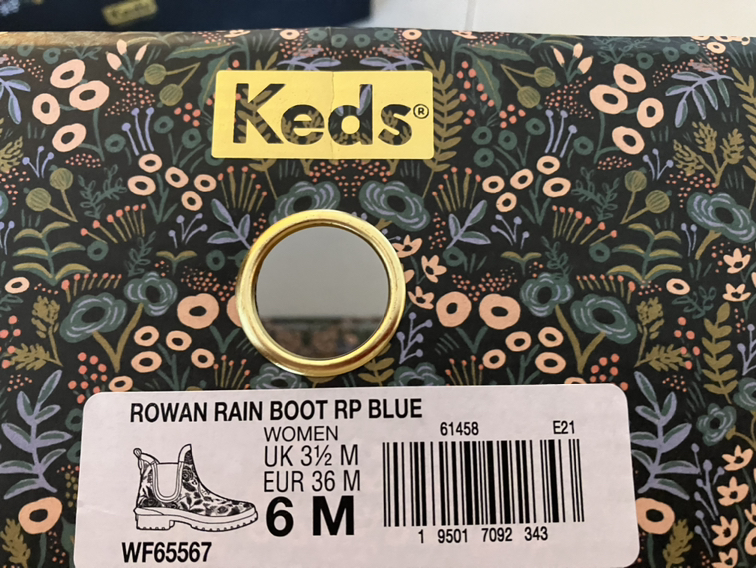 KEDS rain boots, size 6 image indicator(2)