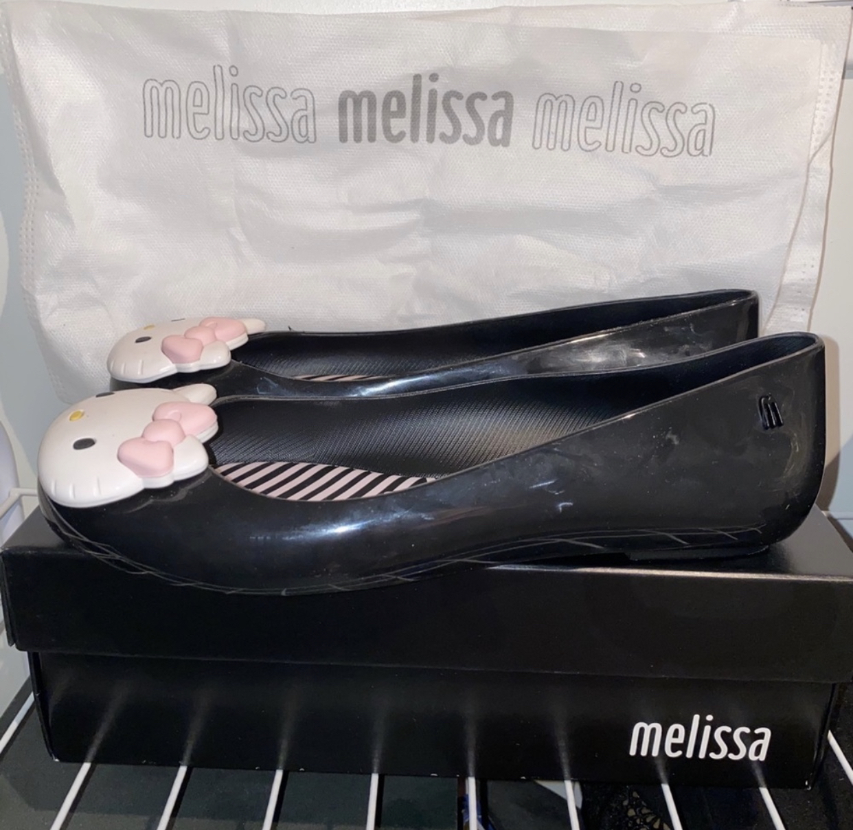 Melissa hello kitty flats image indicator(4)