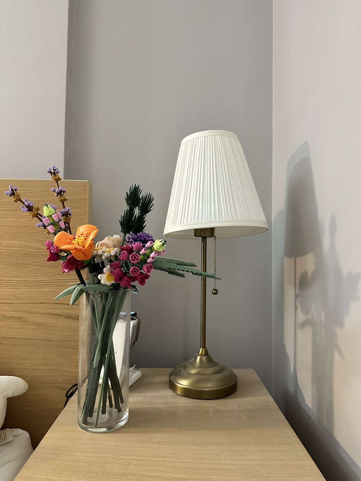 Table lamp