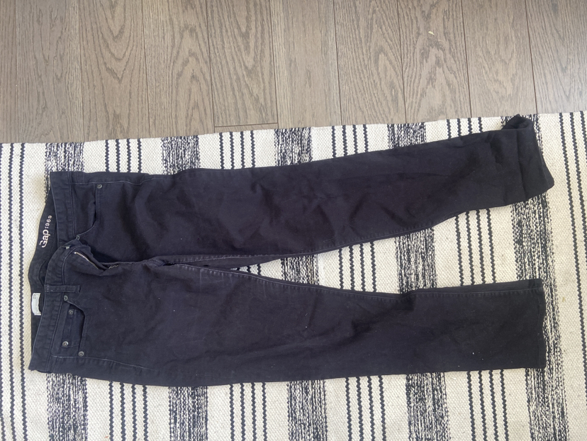 Gap black skinny jeans