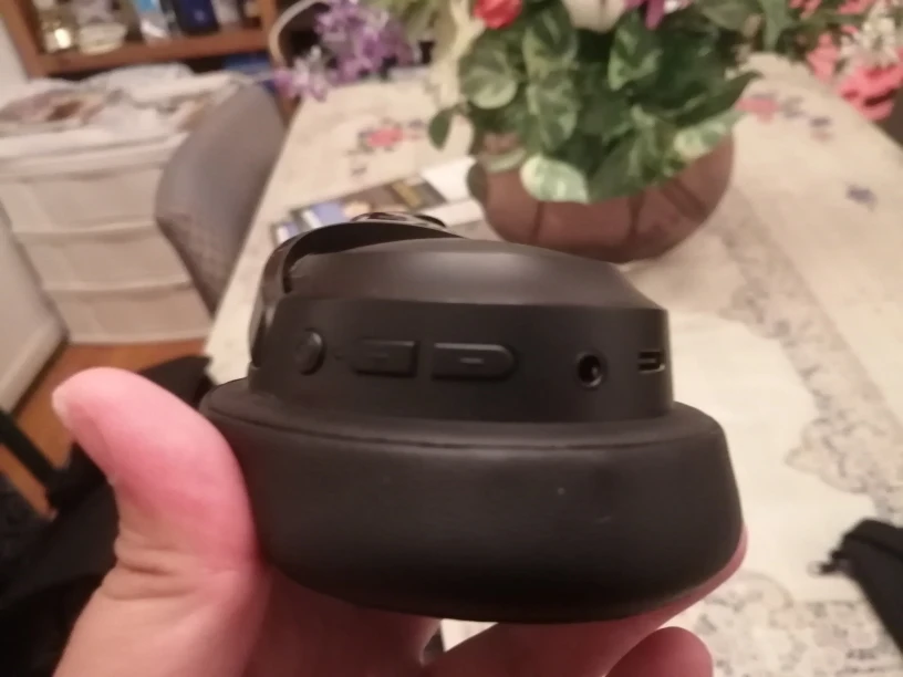 Bluetooth headphone - photo 3